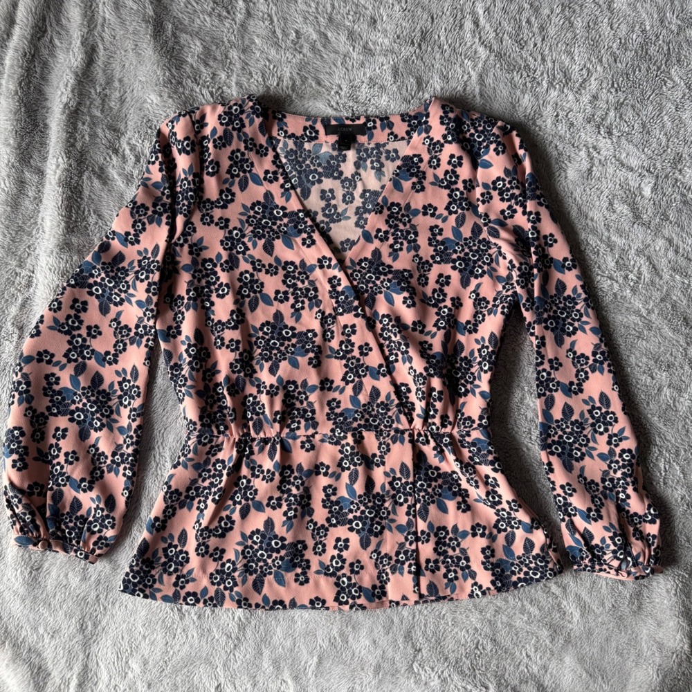 J.Crew‎ Floral Peplum Wrap Top Sz 4 Pink Navy Romantic Cottagecore Blouse Chic